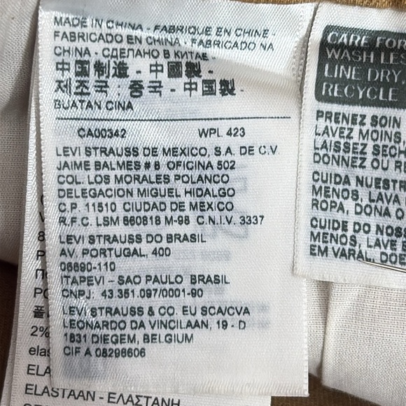 Levi's Mid-Rise Ankle Zip Cargo/Utility Pants - NWOT - Size 30 - Picture 7 of 11